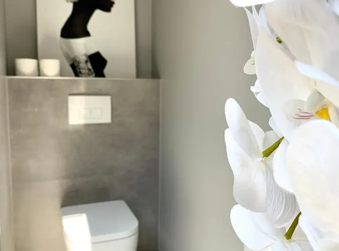 アパート Six - One Seven コブレンツ